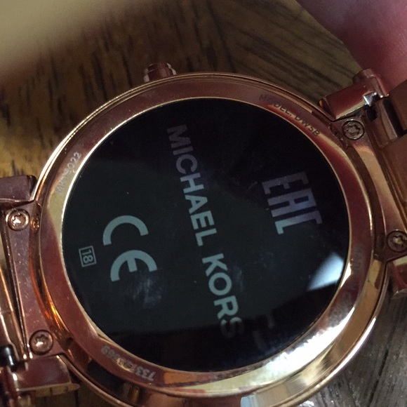 Michael Kors smart watch main image 7